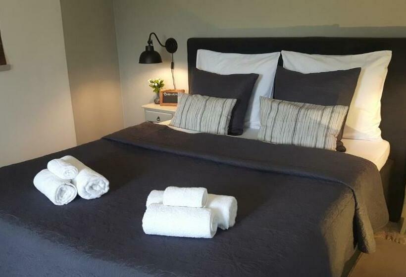 Bed and Breakfast Chambres D Hôtes Des Gens Heureux