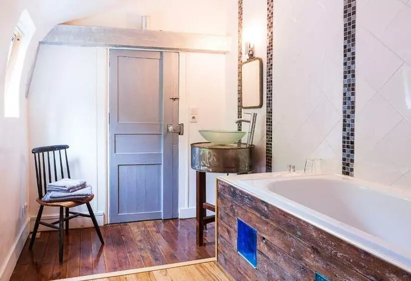 Aamiaismajoitus (B&B) Domaine De Planchoury