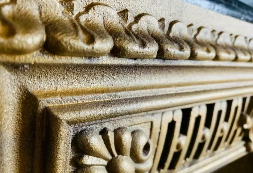 Aamiaismajoitus (B&B) Domaine De Planchoury