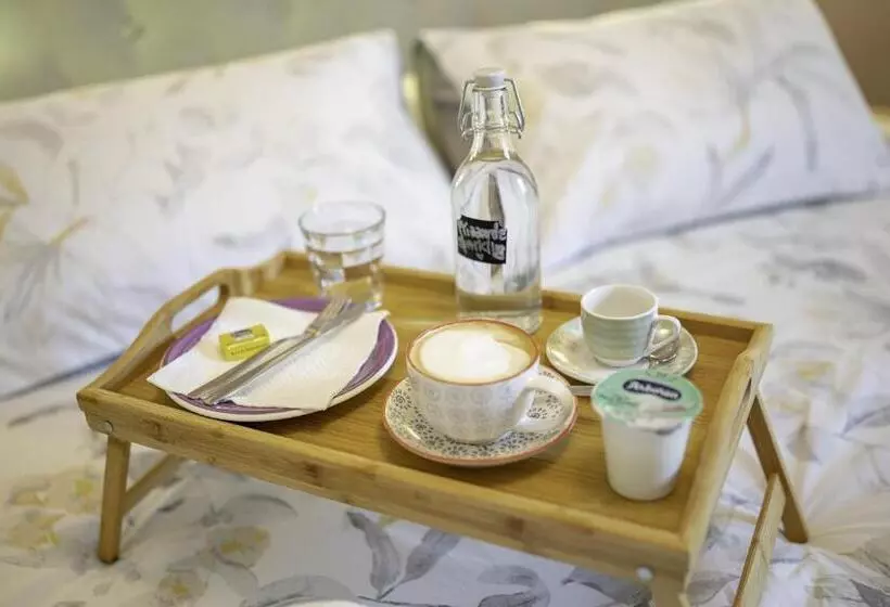 Aamiaismajoitus (B&B) Su Giardinu