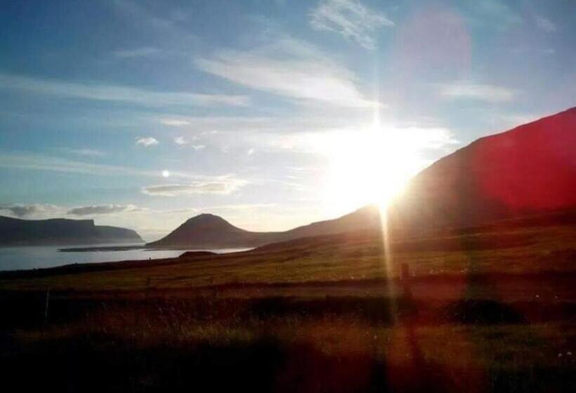 ホテル Gemlufall Guesthouse