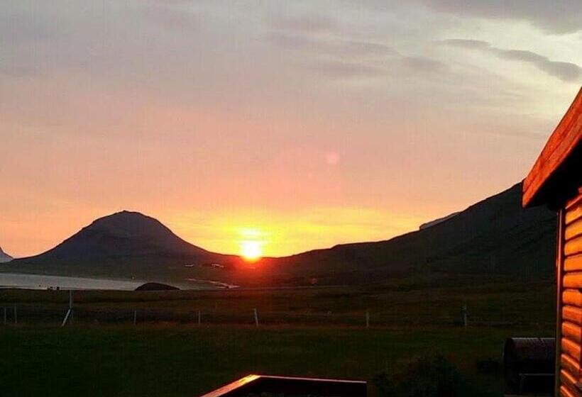 ホテル Gemlufall Guesthouse