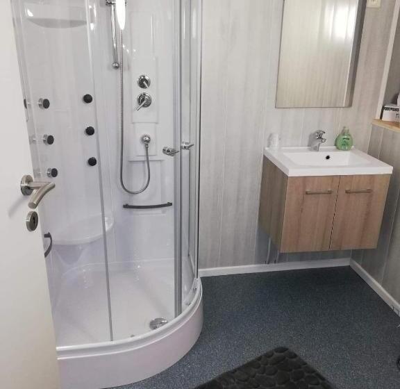 膳宿费 Au Fil De L Eau