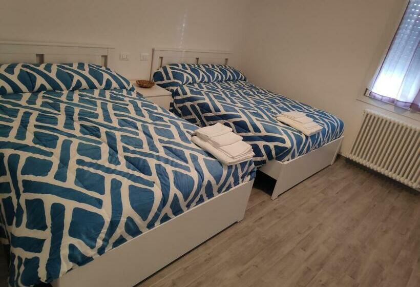 پانسیون Casadei Guest House Stazione Bologna