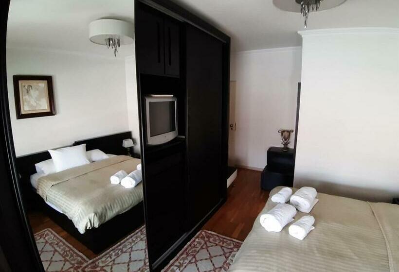 پانسیون Lovely Vocation