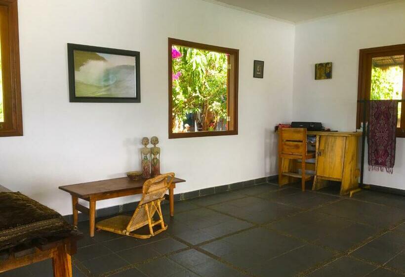 بنسيون Merdeka House