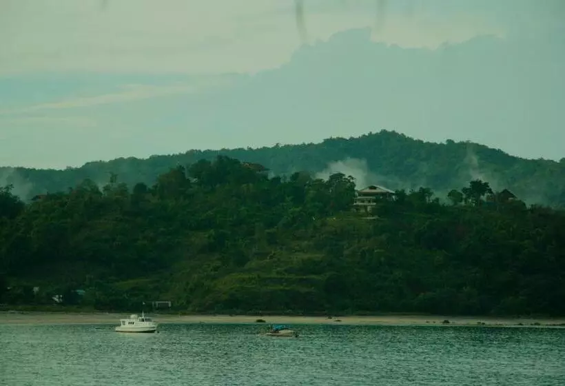 ペンション Merdeka House