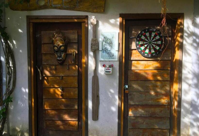 بنسيون Merdeka House