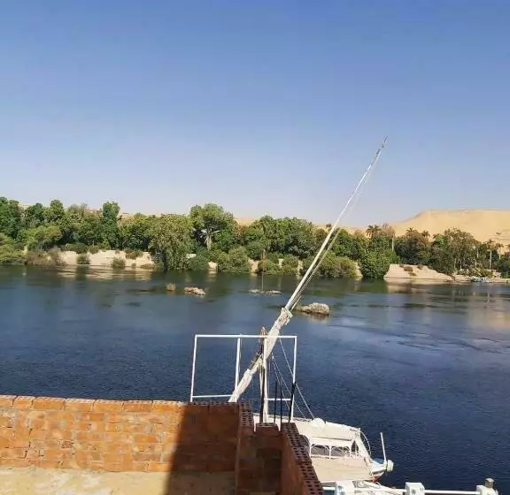 پانسیون Otasho Nile View House