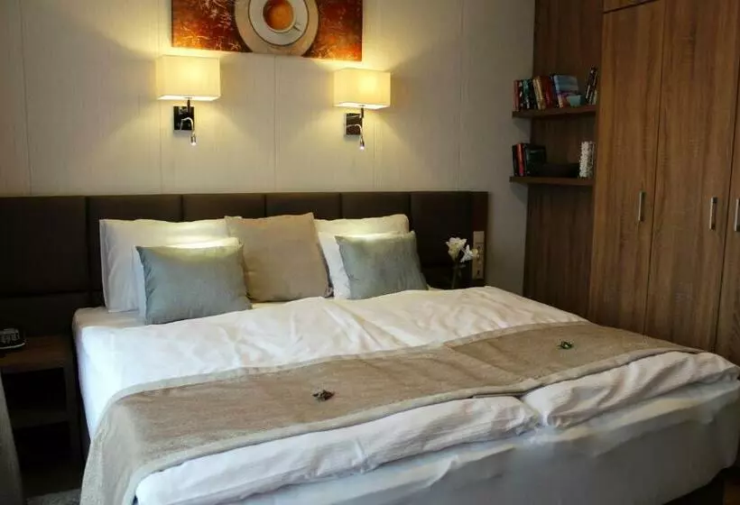 Aamiaismajoitus (B&B) Mokka House Panzió