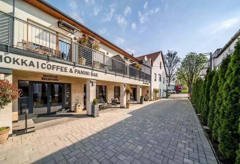 Aamiaismajoitus (B&B) Mokka House Panzió