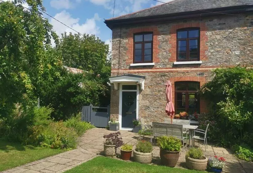 Aamiaismajoitus (B&B) Thornham Cottage