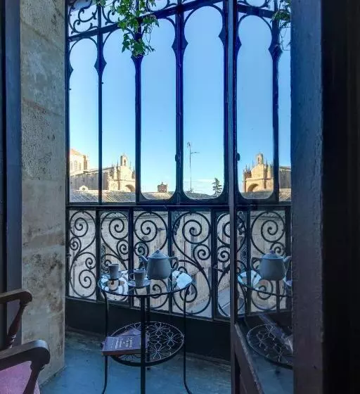 پانسیون Moneoheritage