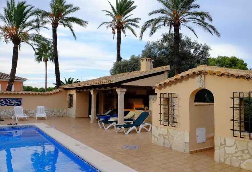 پانسیون Open Sky Villa