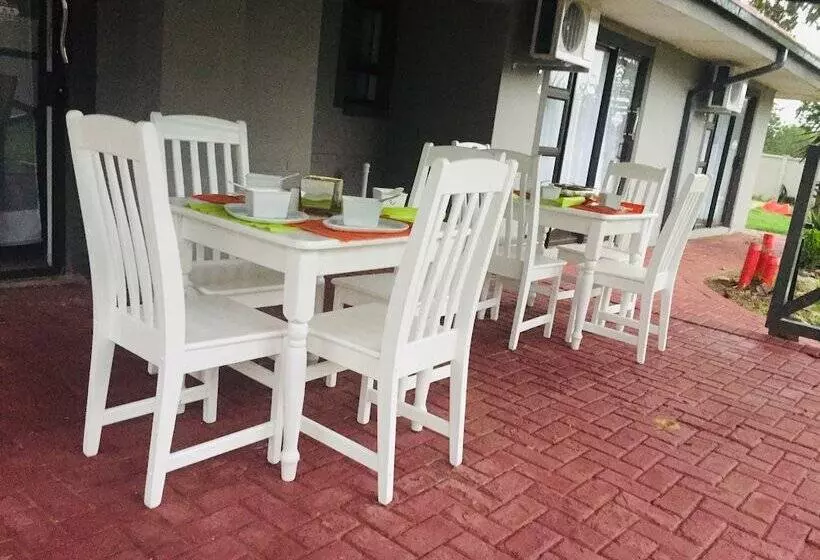 Majatalo Sinesan Guesthouse