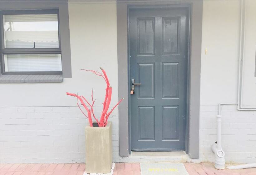 פנסיון Sinesan Guesthouse