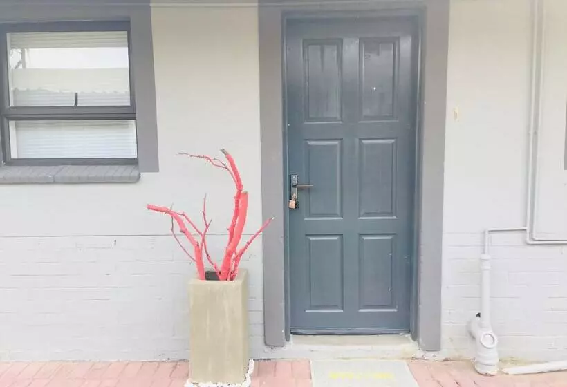 Majatalo Sinesan Guesthouse