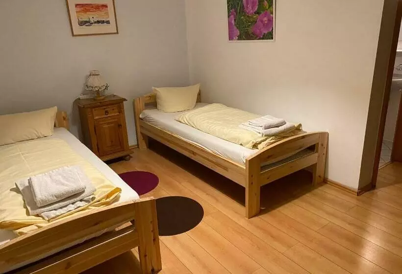 ユースホステル Gasthaus Goa