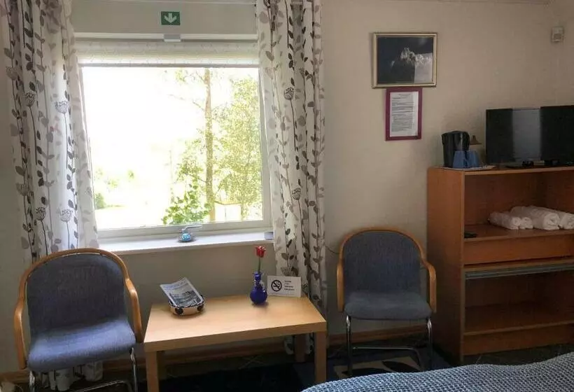 Aamiaismajoitus (B&B) Gästhus La Casa