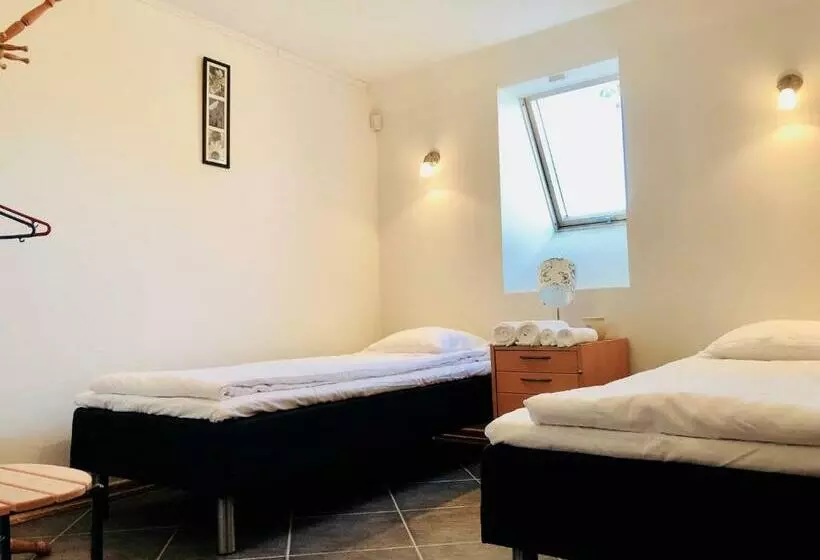 Aamiaismajoitus (B&B) Gästhus La Casa