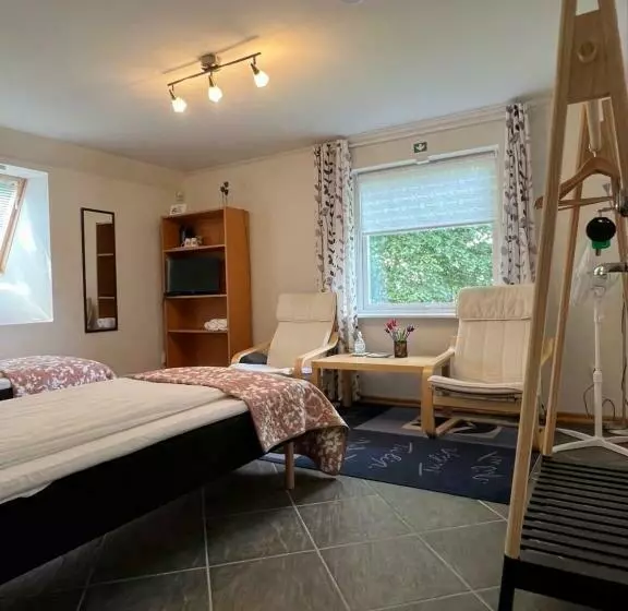 Aamiaismajoitus (B&B) Gästhus La Casa