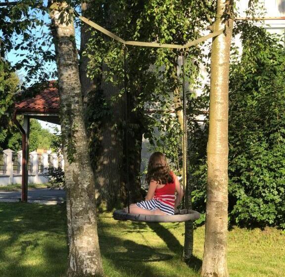 تختخواب و صبحانه Gästhus La Casa