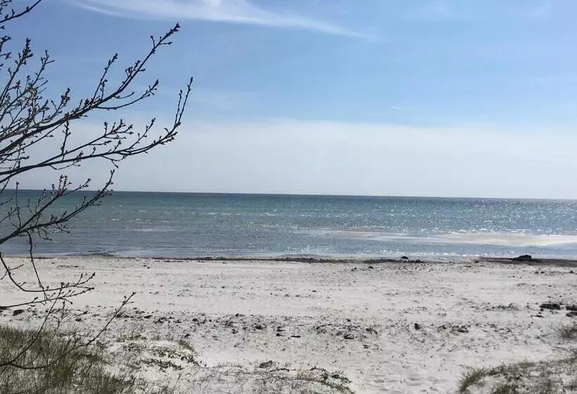 Aamiaismajoitus (B&B) Gästhus La Casa