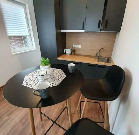 Oak House Apartments