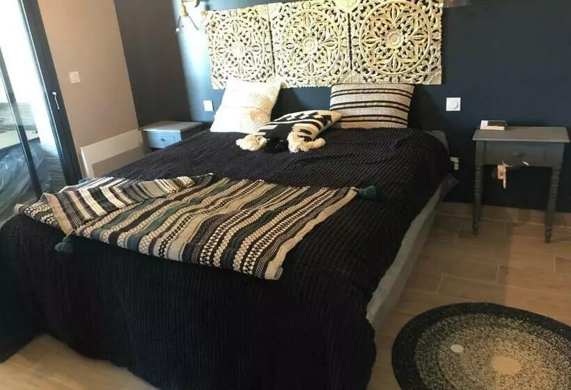 Hotelli Secret De Campagne Spa