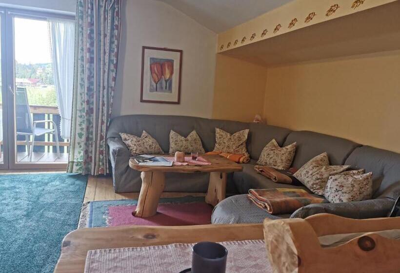 Пансион Ferienwohnungen Berghof