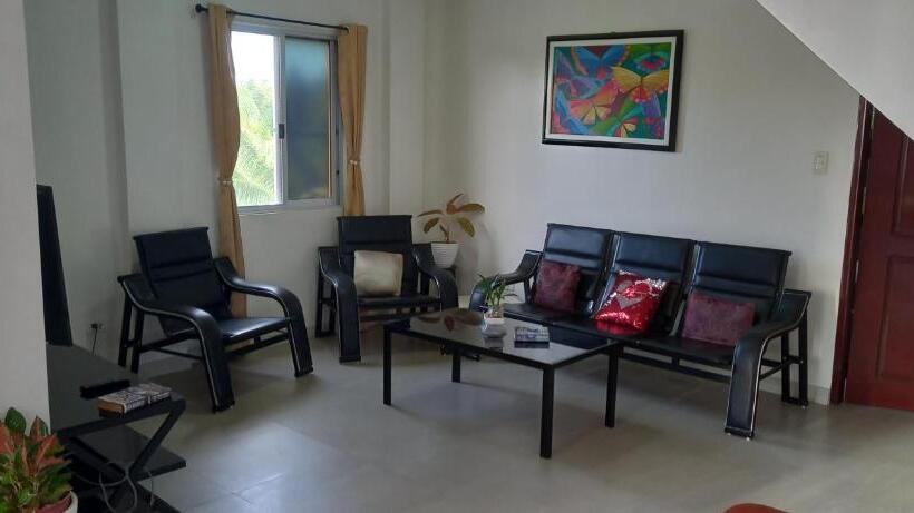 펜션 Soul Travellers Dagatan Castle