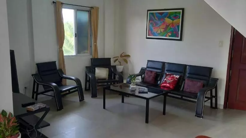 Majatalo Soul Travellers Dagatan Castle