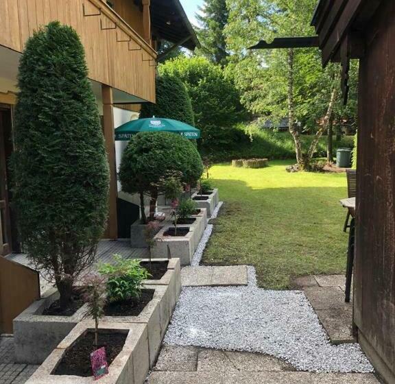 ユースホステル Landgasthof Zum Papyrer