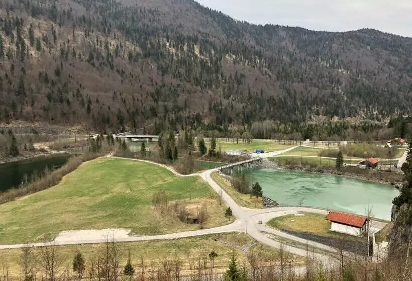 Retkeilymaja Landgasthof Zum Papyrer