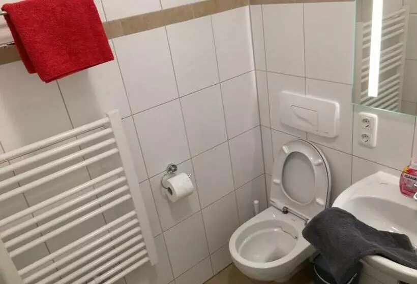 Retkeilymaja Landgasthof Zum Papyrer