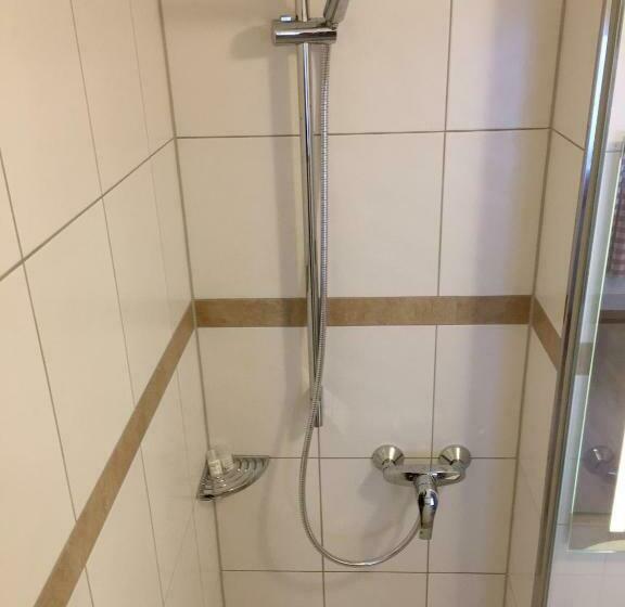 ユースホステル Landgasthof Zum Papyrer