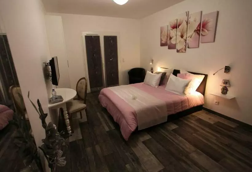 Aamiaismajoitus (B&B) Le Chat Botté77