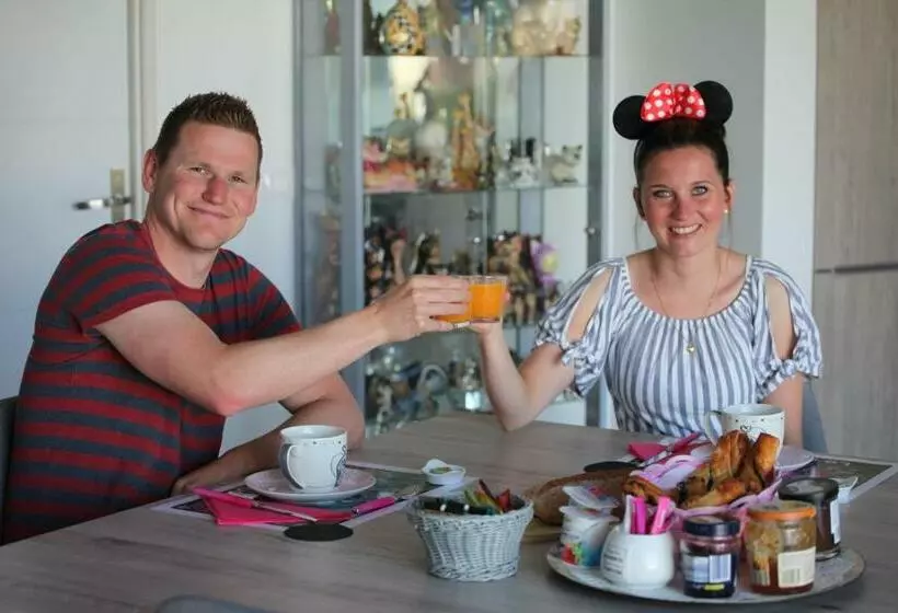 Aamiaismajoitus (B&B) Le Chat Botté77