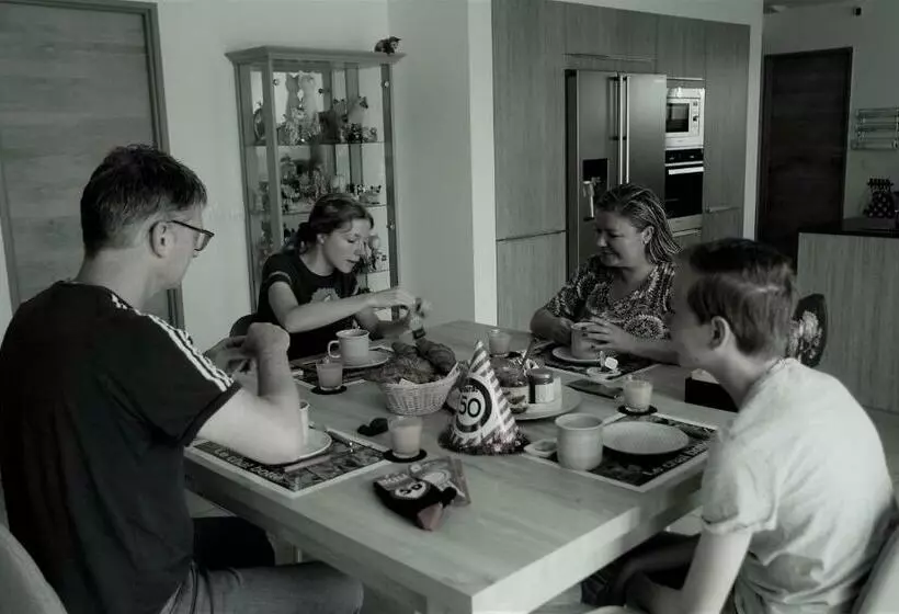 Aamiaismajoitus (B&B) Le Chat Botté77