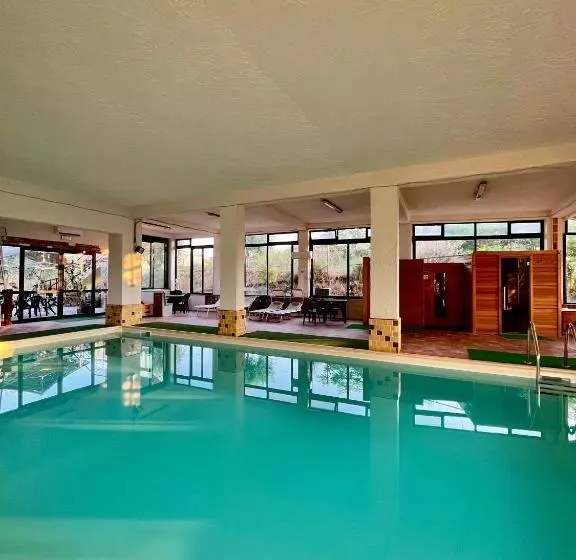 هتل Agriturismo Villa Assunta