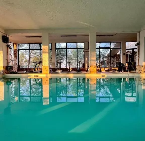 هتل Agriturismo Villa Assunta