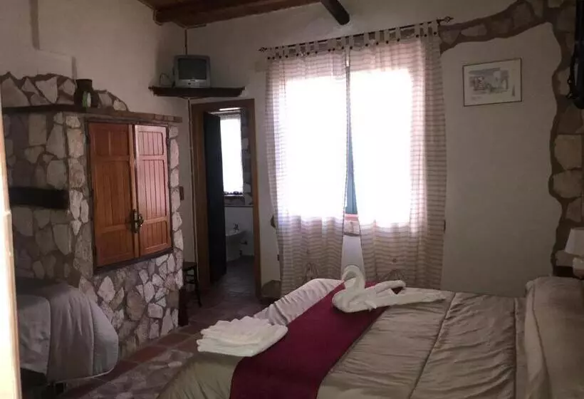 هتل Agriturismo Villa Assunta