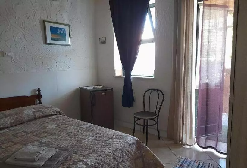 هتل Agriturismo Villa Assunta