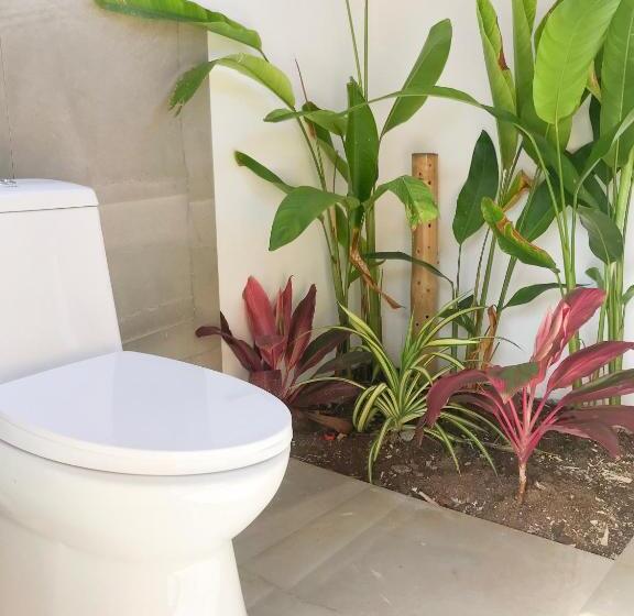 هتل Mandala Tribe Treehouses