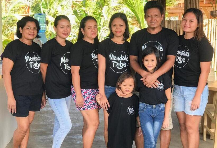 هتل Mandala Tribe Treehouses