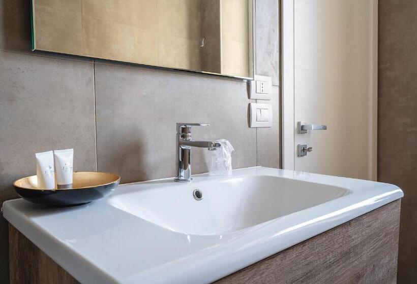 پانسیون Fourooms   Bari Sparano