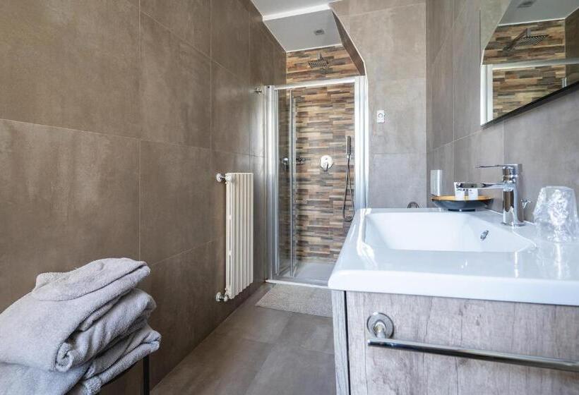 پانسیون Fourooms   Bari Sparano