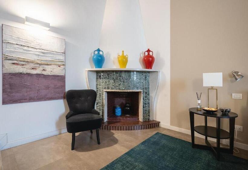 پانسیون Fourooms   Bari Sparano