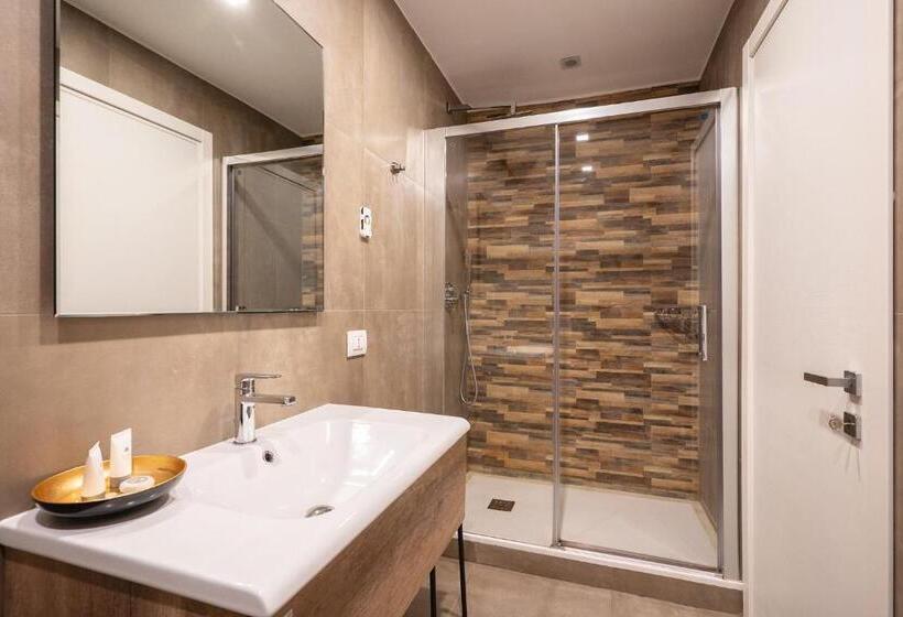 پانسیون Fourooms   Bari Sparano