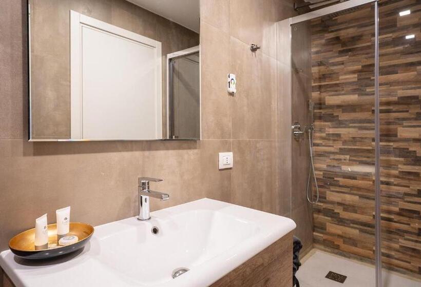 پانسیون Fourooms   Bari Sparano